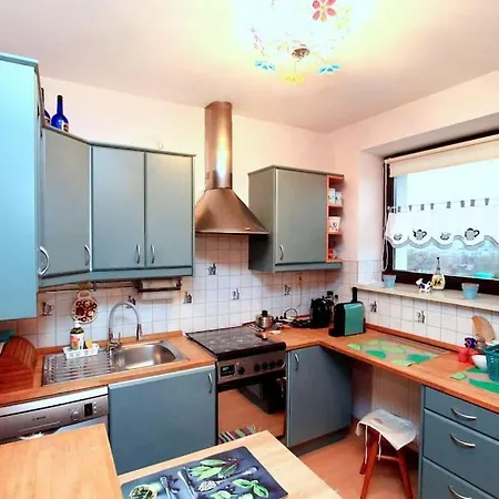 Large And Modern With Free Parking Spot Krakow