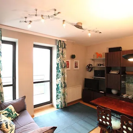 Apartment Large And Modern With Free Parking Spot